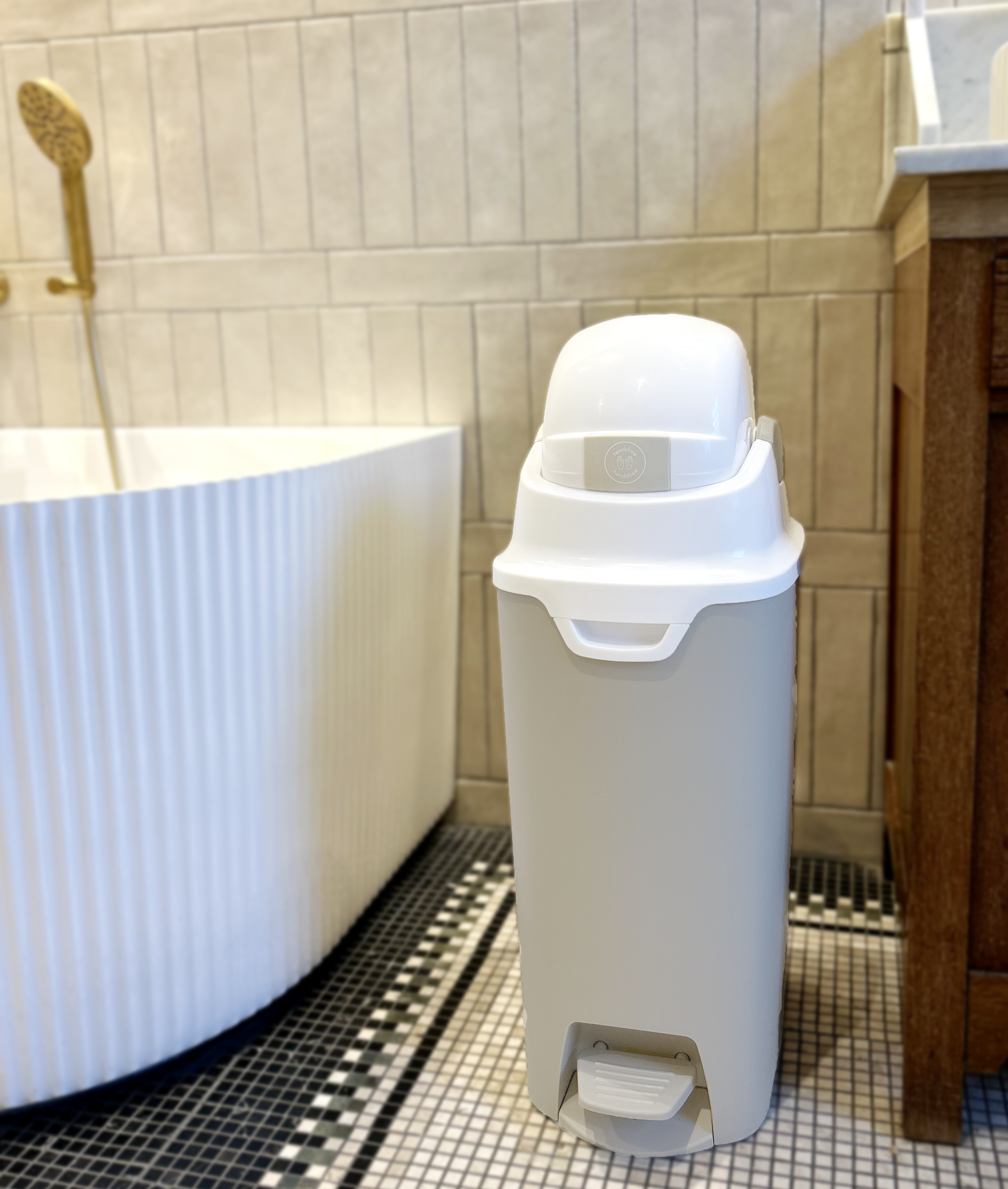 DiaperChamp ONE Handsfree Medium - Silver (incl. 10 gratis ECO-zakken)